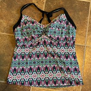 Title Nine Pele tankini top size 36DD